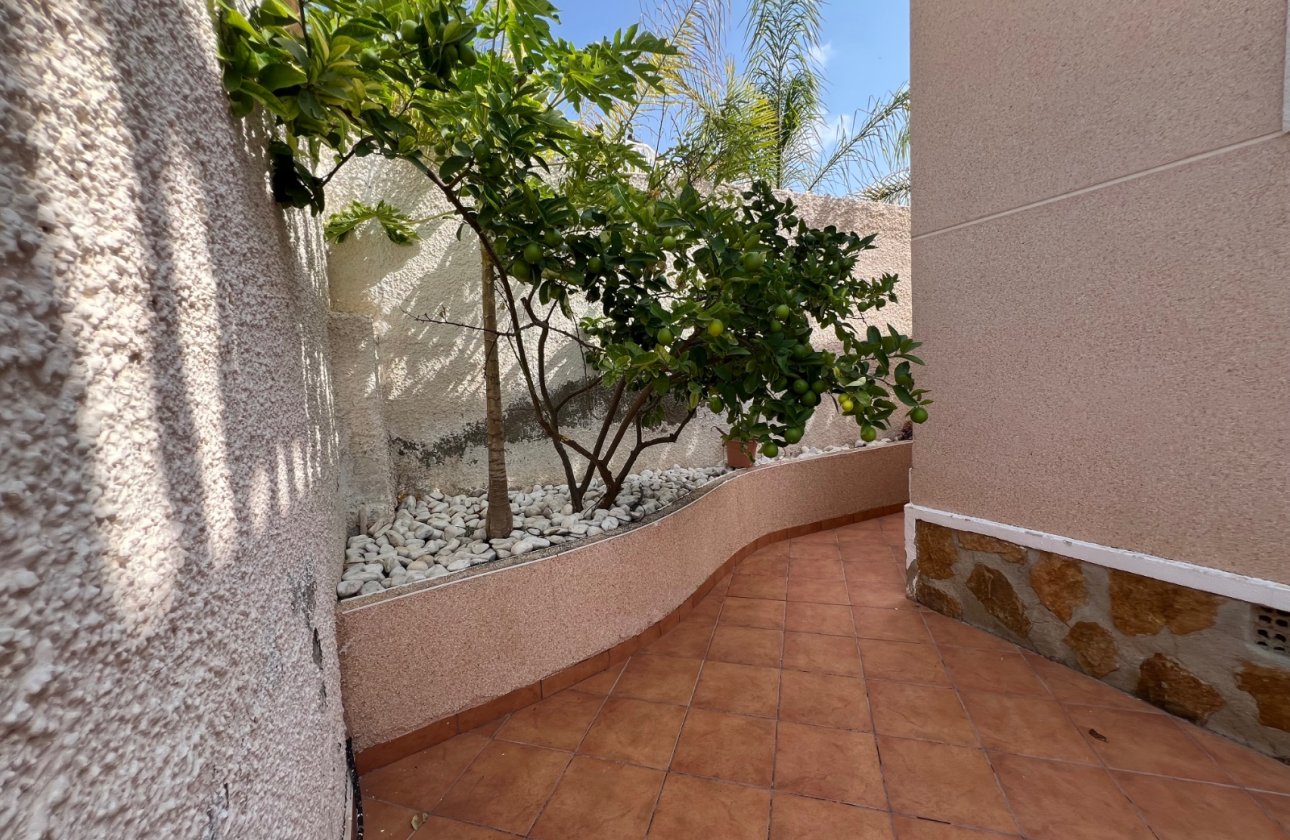 Resale - Villa -
Ciudad Quesada - Costa Blanca