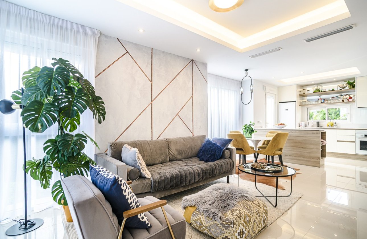 Resale - Villa -
Ciudad Quesada - Costa Blanca