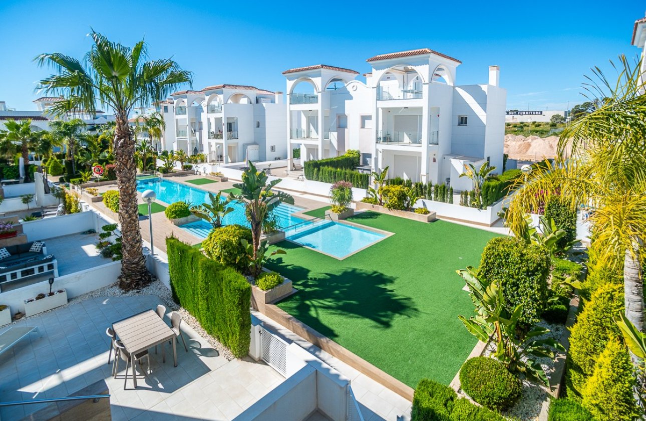 Resale - Villa -
Ciudad Quesada - Costa Blanca