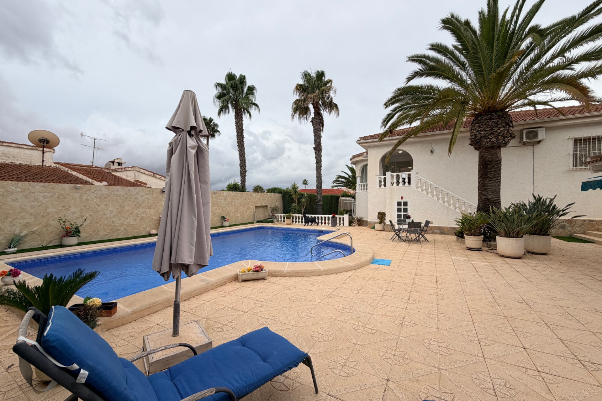 Resale - Villa -
Ciudad Quesada - Costa Blanca
