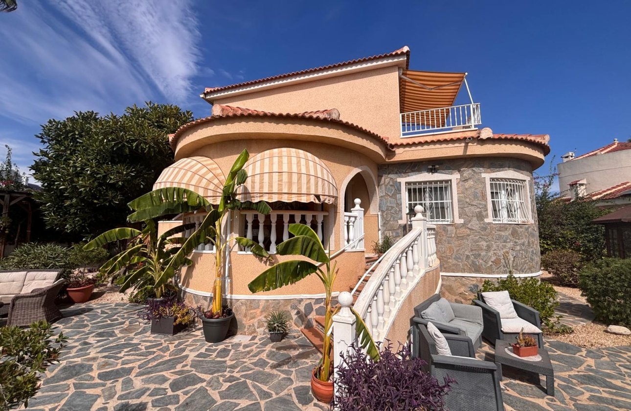 Resale - Villa -
Ciudad Quesada - Costa Blanca