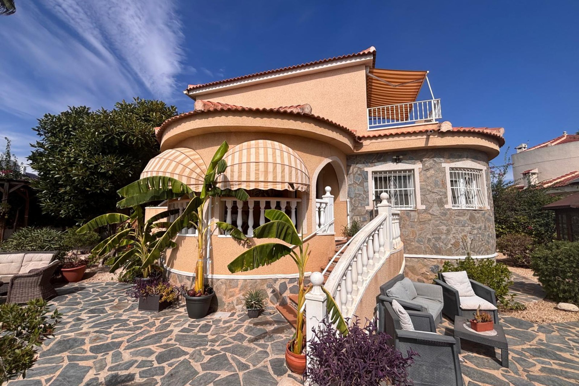 Resale - Villa -
Ciudad Quesada - Costa Blanca