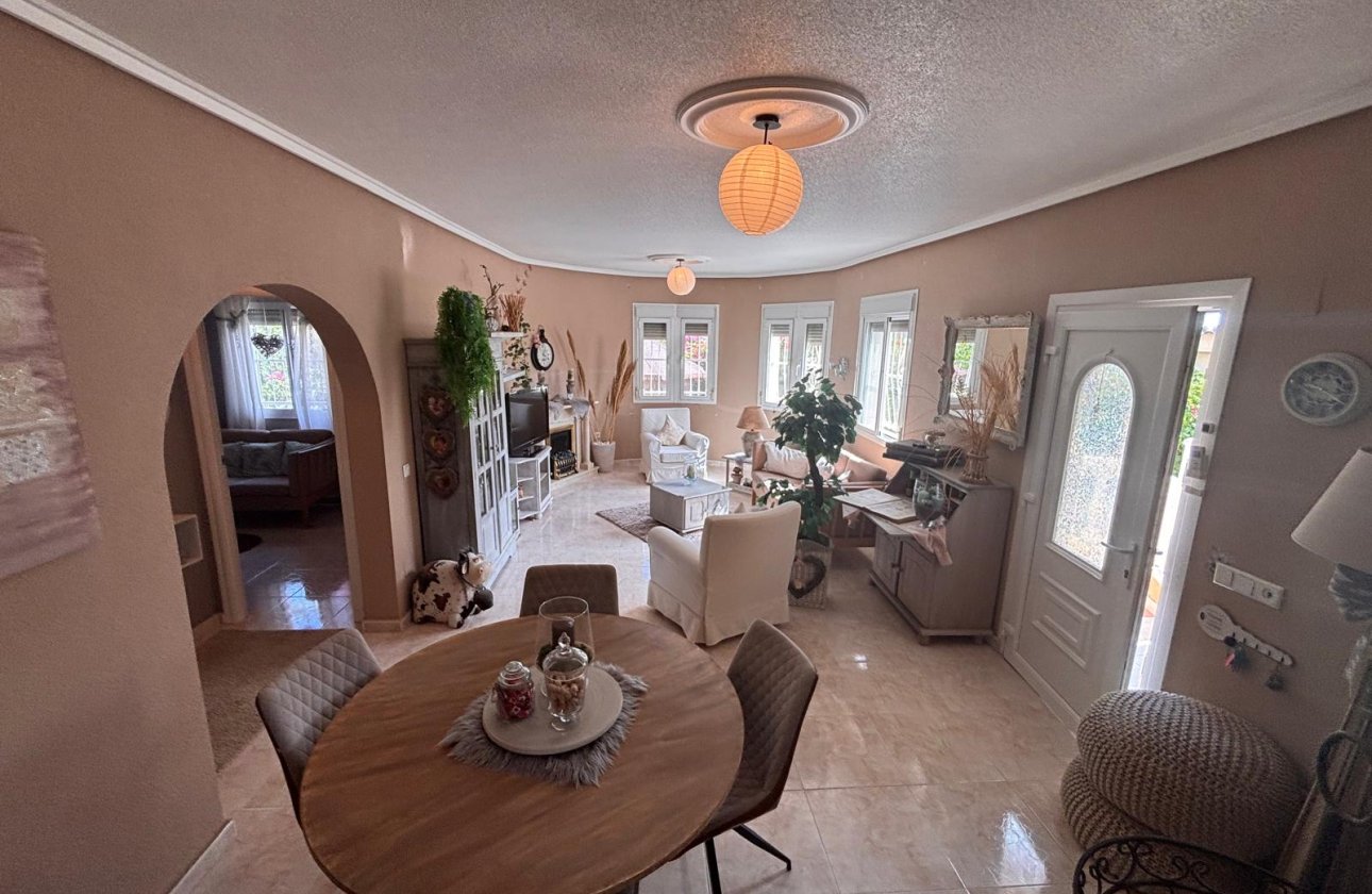 Resale - Villa -
Ciudad Quesada - Costa Blanca