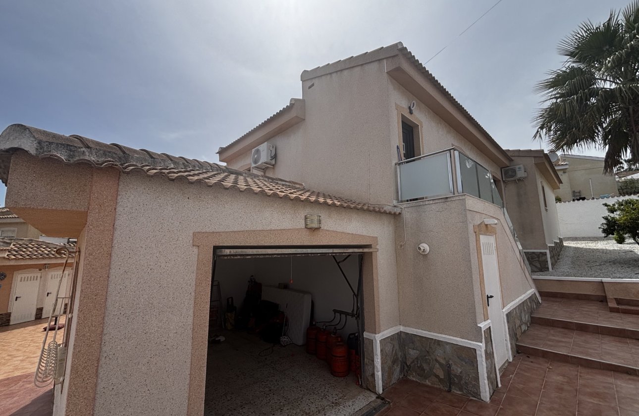 Resale - Villa -
Ciudad Quesada - Costa Blanca