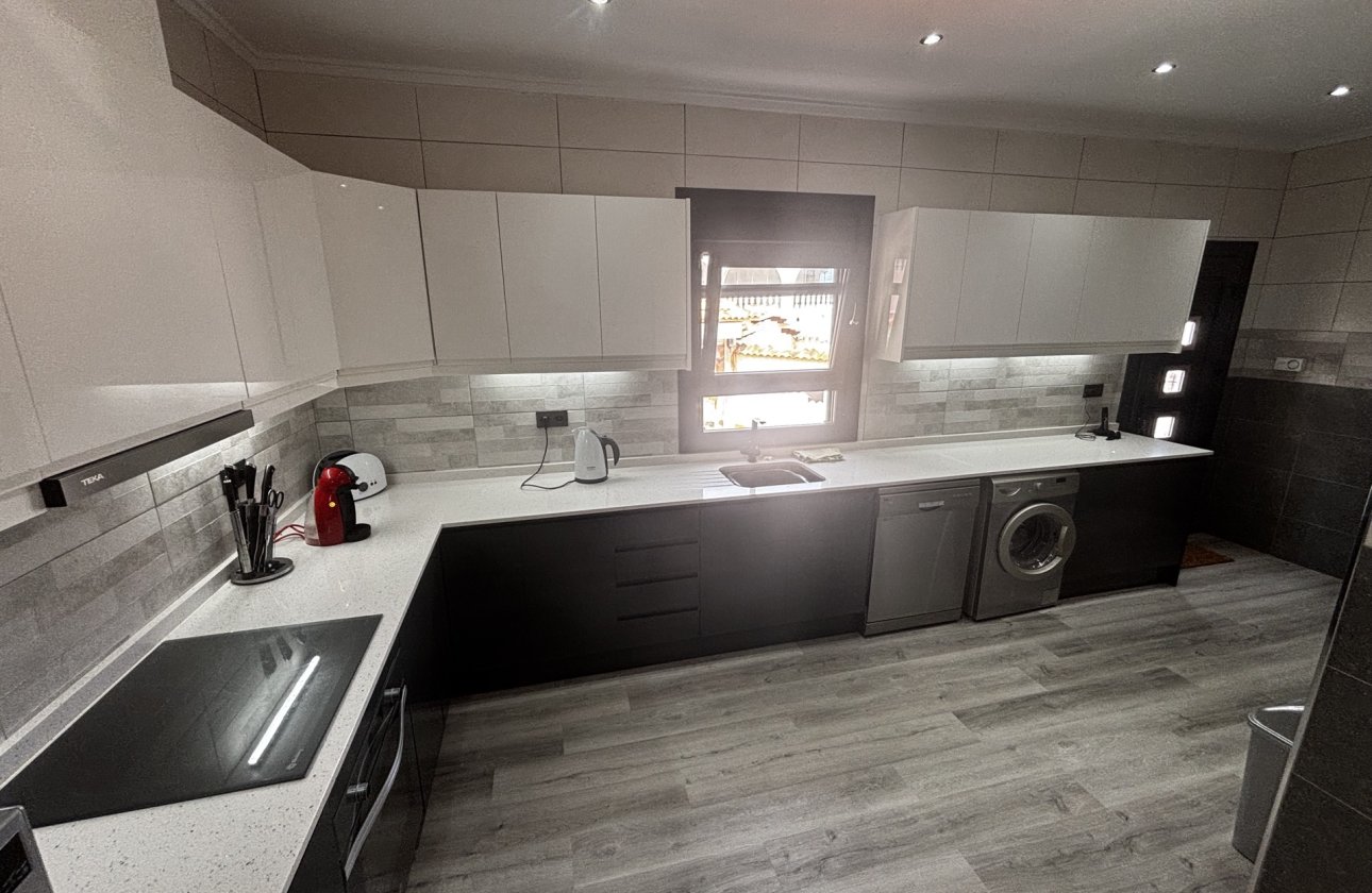 Resale - Villa -
Ciudad Quesada - Costa Blanca