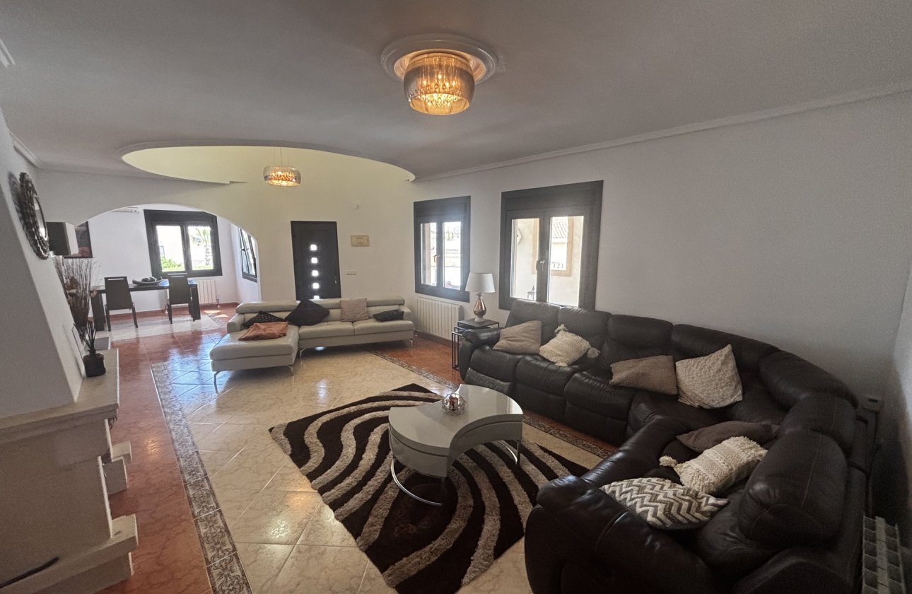 Resale - Villa -
Ciudad Quesada - Costa Blanca