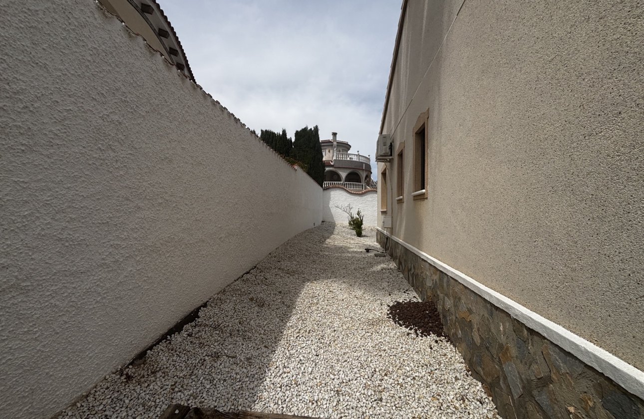 Resale - Villa -
Ciudad Quesada - Costa Blanca