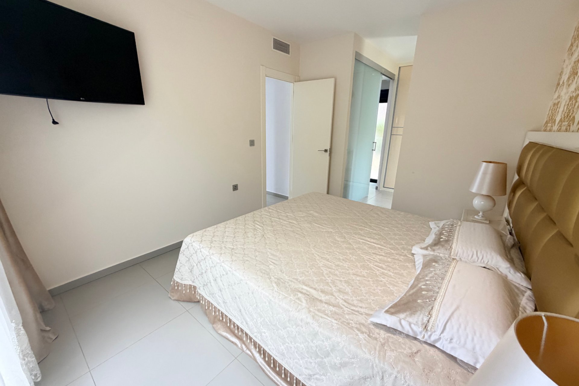 Resale - Villa -
Ciudad Quesada - Costa Blanca