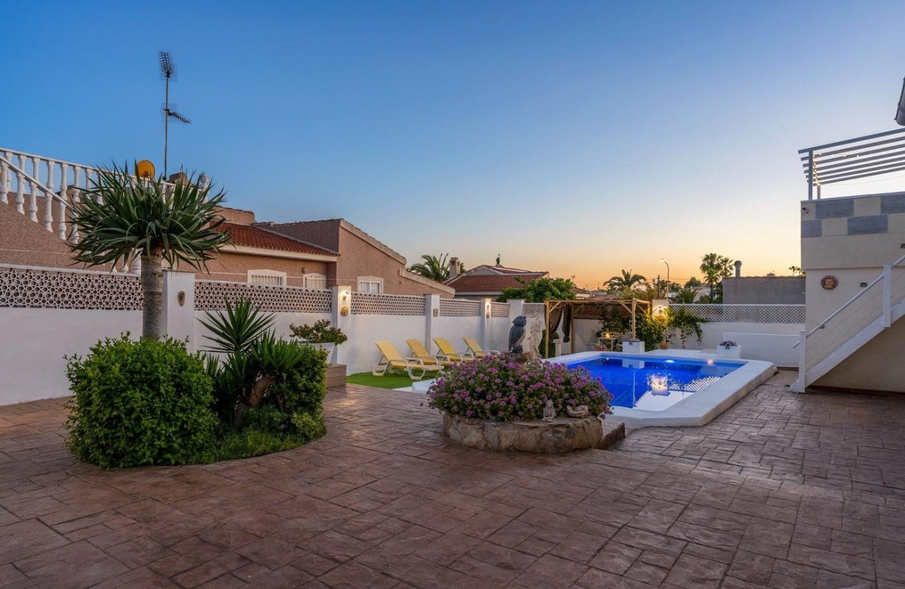 Resale - Villa -
Ciudad Quesada - Costa Blanca