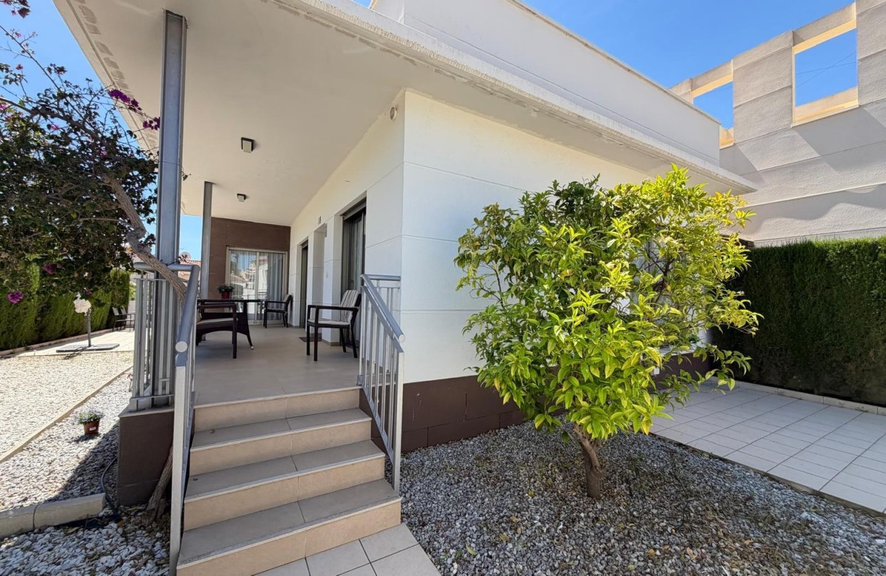 Resale - Villa -
Ciudad Quesada - Doña Pepa