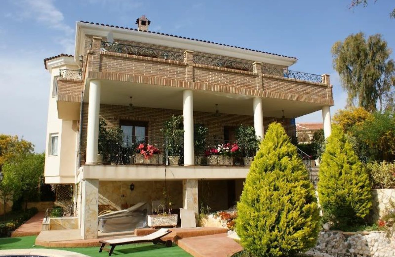 Resale - Villa -
Ciudad Quesada