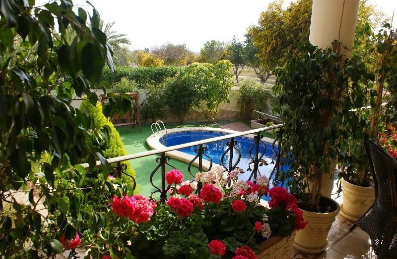 Resale - Villa -
Ciudad Quesada