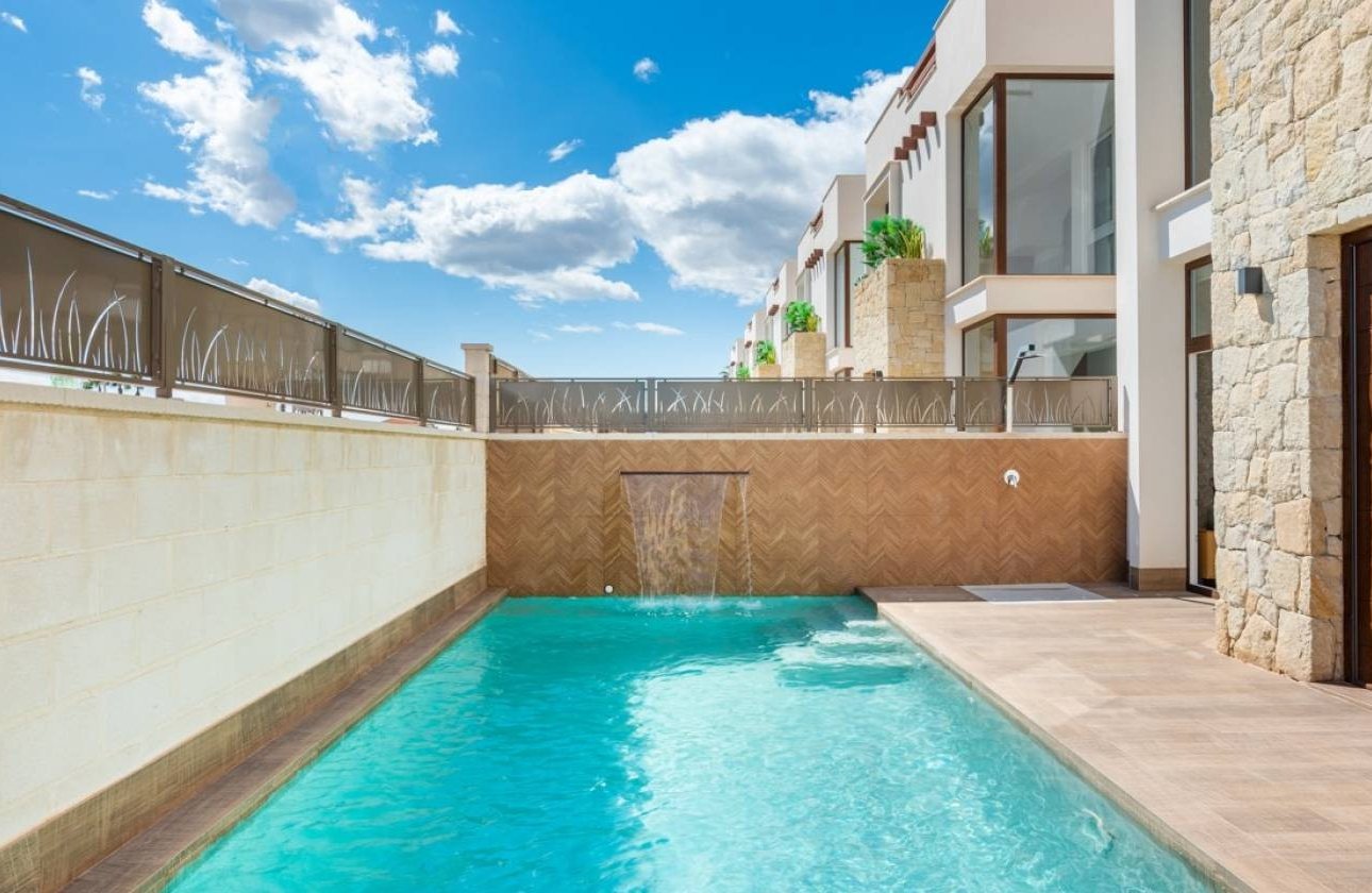 Resale - Villa -
Ciudad Quesada