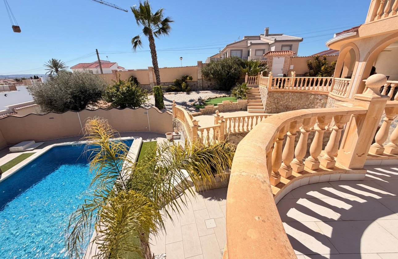 Resale - Villa -
Ciudad Quesada