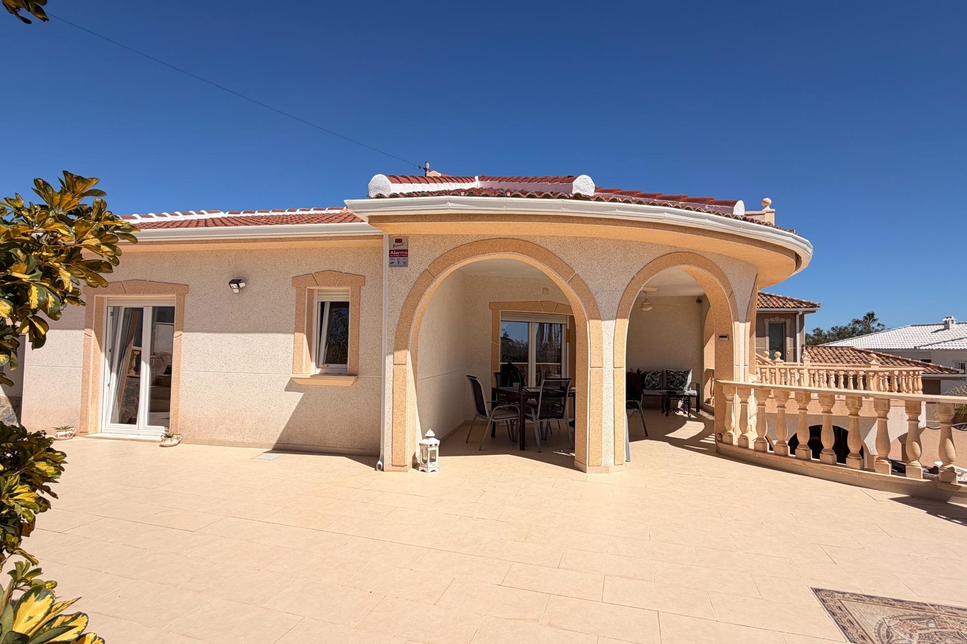Resale - Villa -
Ciudad Quesada
