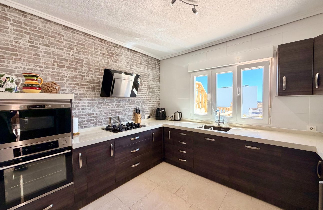 Resale - Villa -
Ciudad Quesada