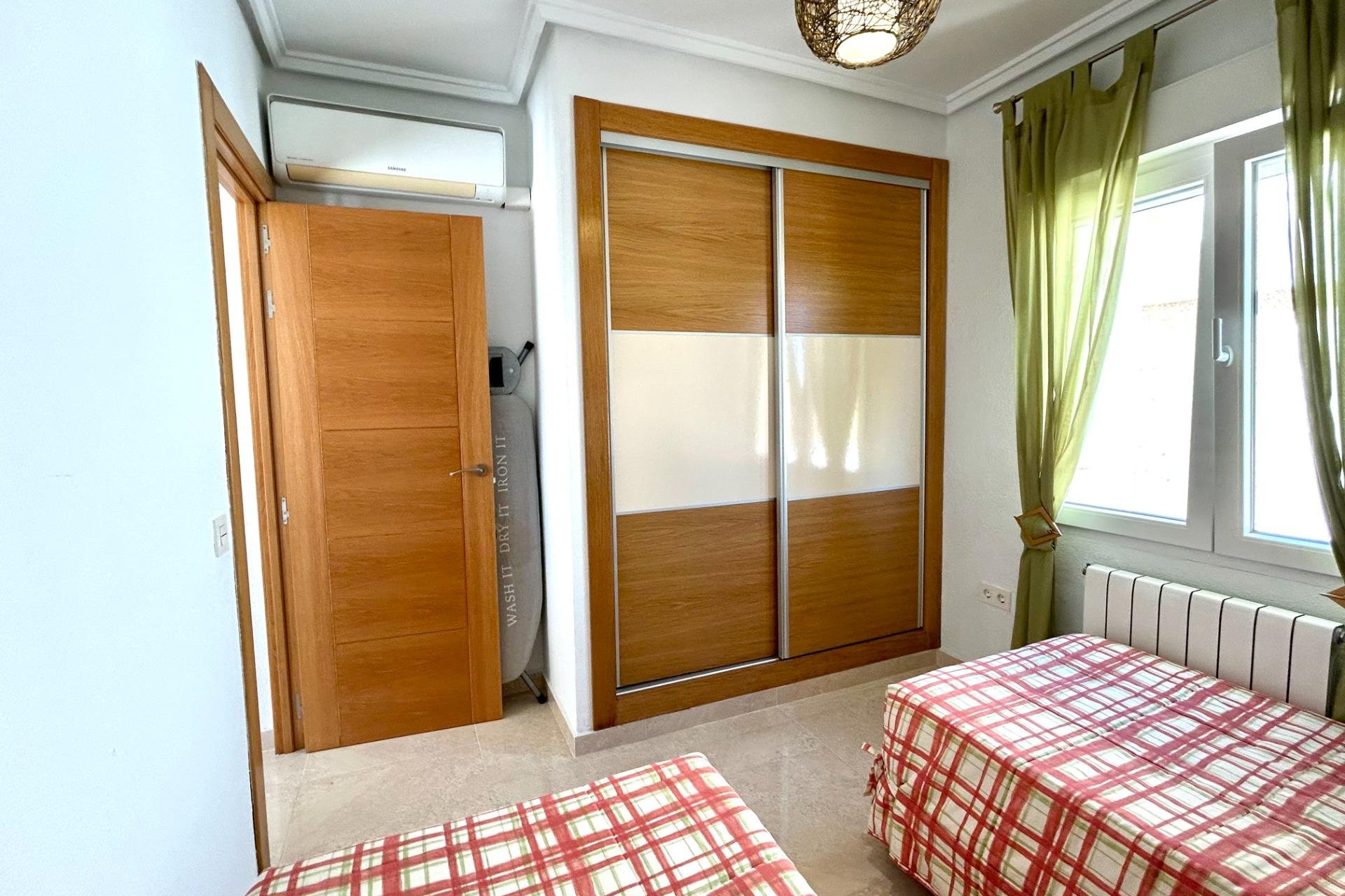Resale - Villa -
Ciudad Quesada