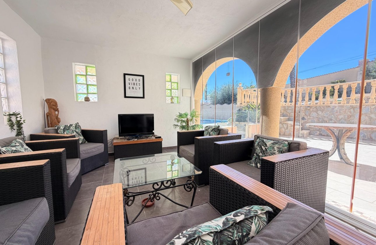 Resale - Villa -
Ciudad Quesada