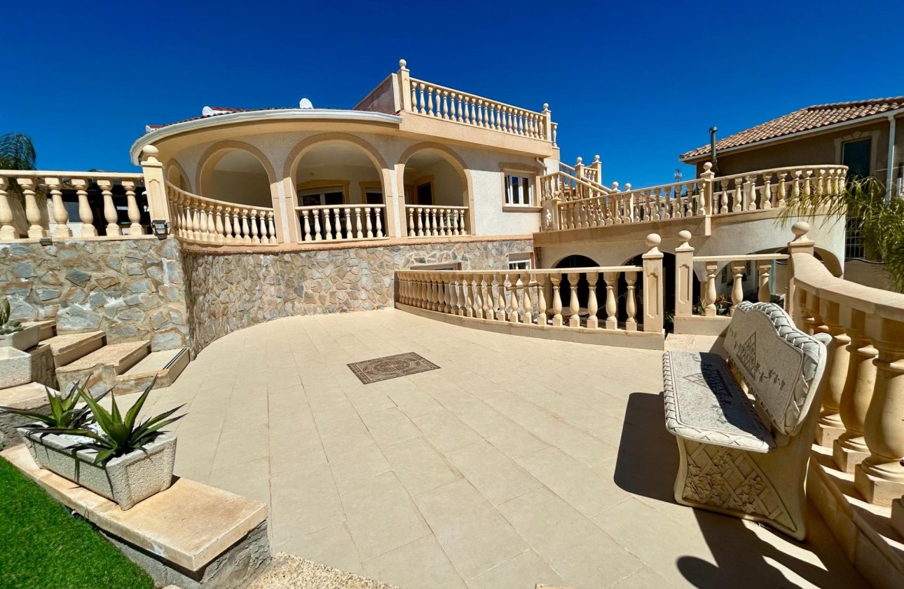 Resale - Villa -
Ciudad Quesada