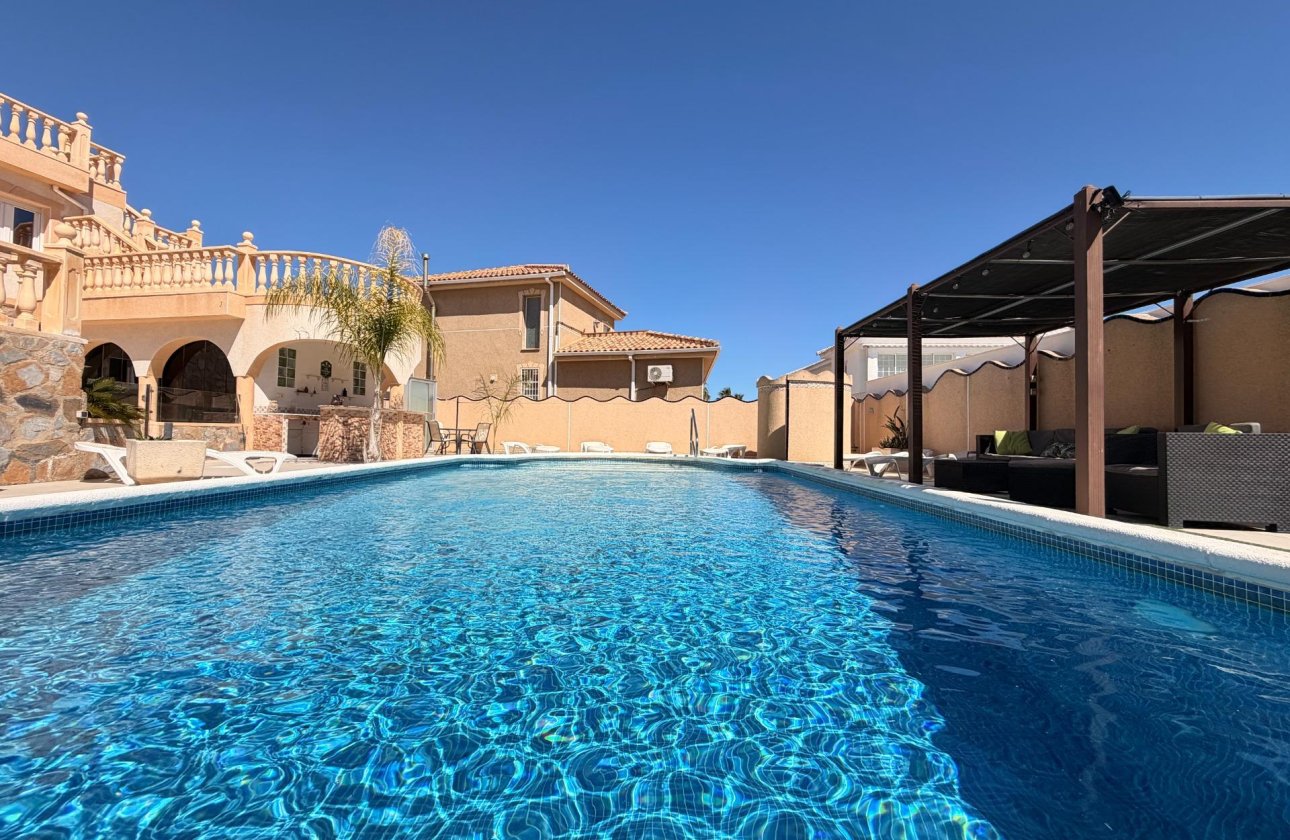 Resale - Villa -
Ciudad Quesada