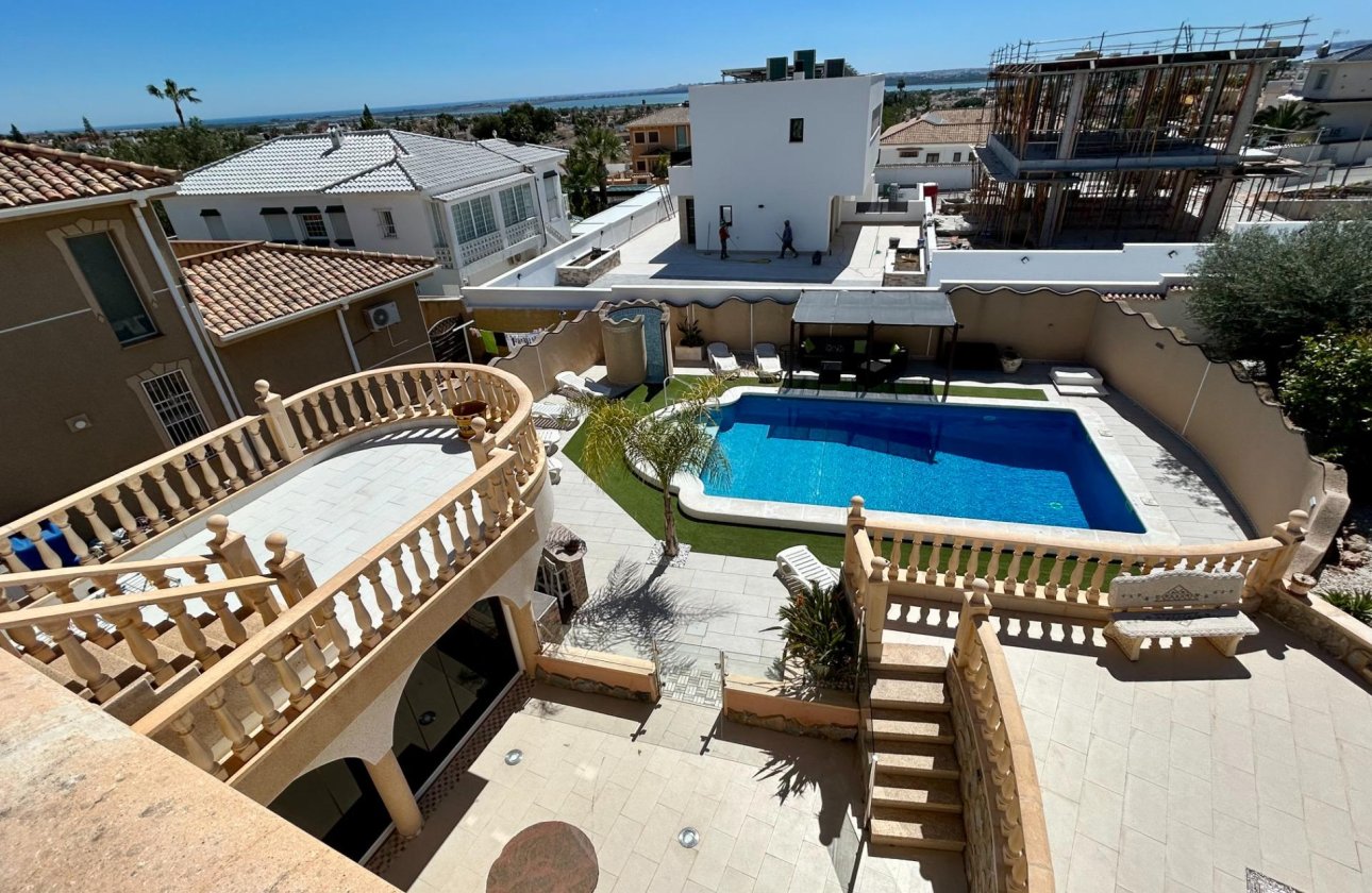 Resale - Villa -
Ciudad Quesada