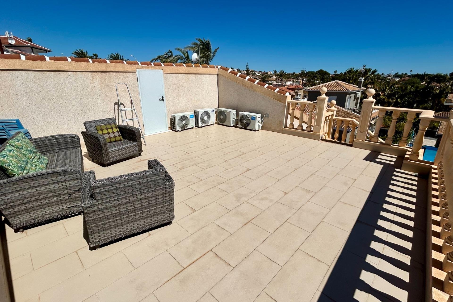 Resale - Villa -
Ciudad Quesada