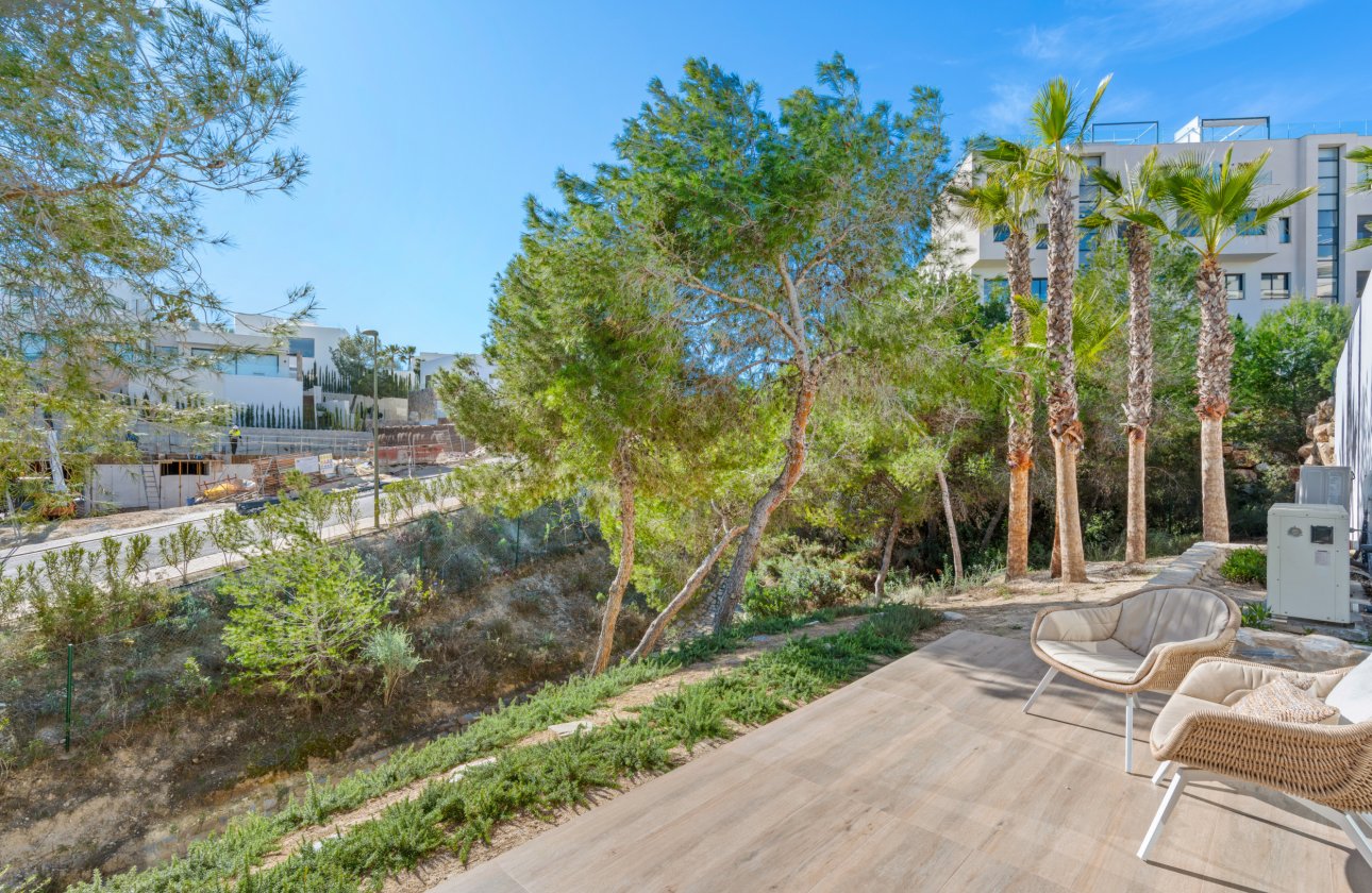 Resale - Villa -
Dehesa de Campoamor - Costa Blanca