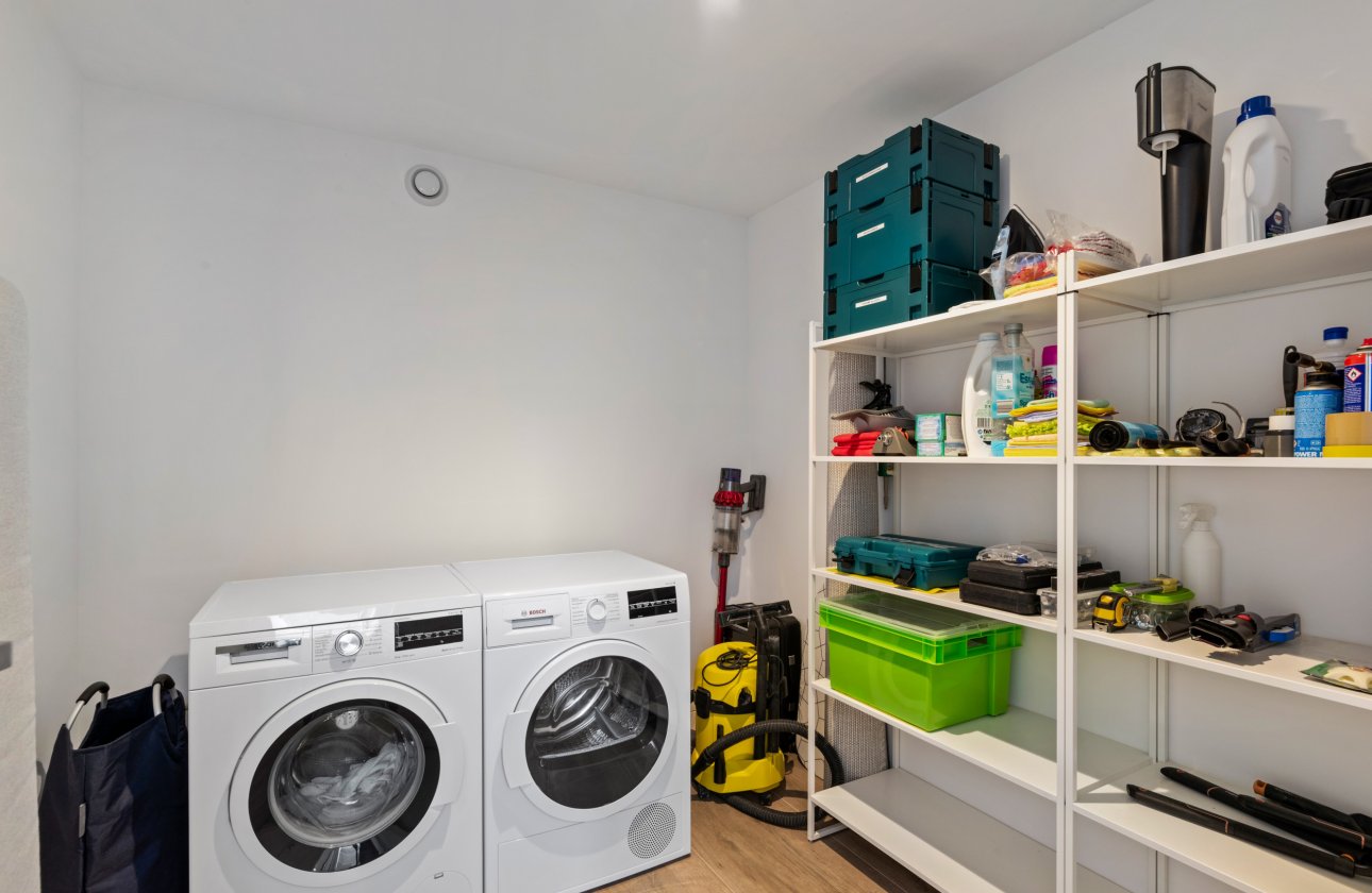 Resale - Villa -
Dehesa de Campoamor - Costa Blanca