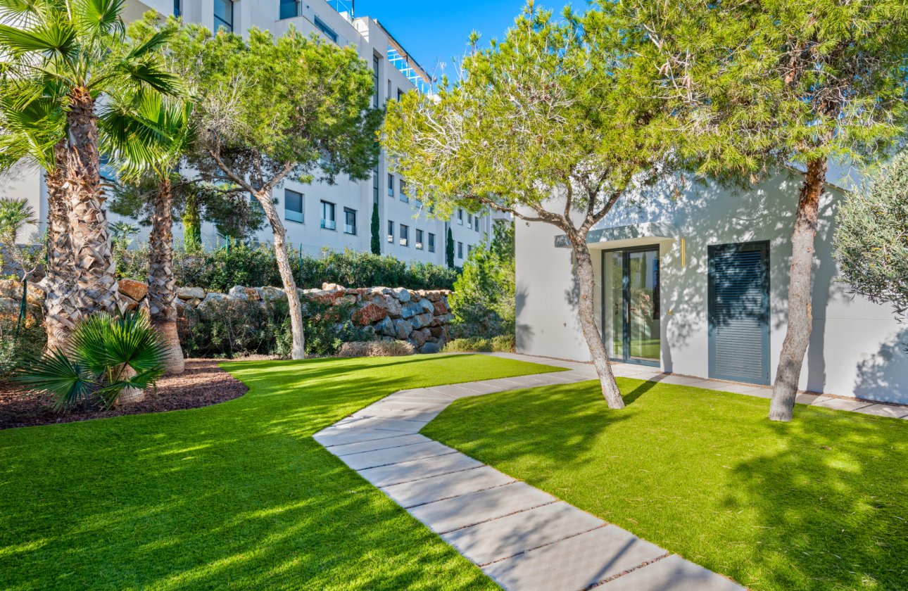 Resale - Villa -
Dehesa de Campoamor - Costa Blanca