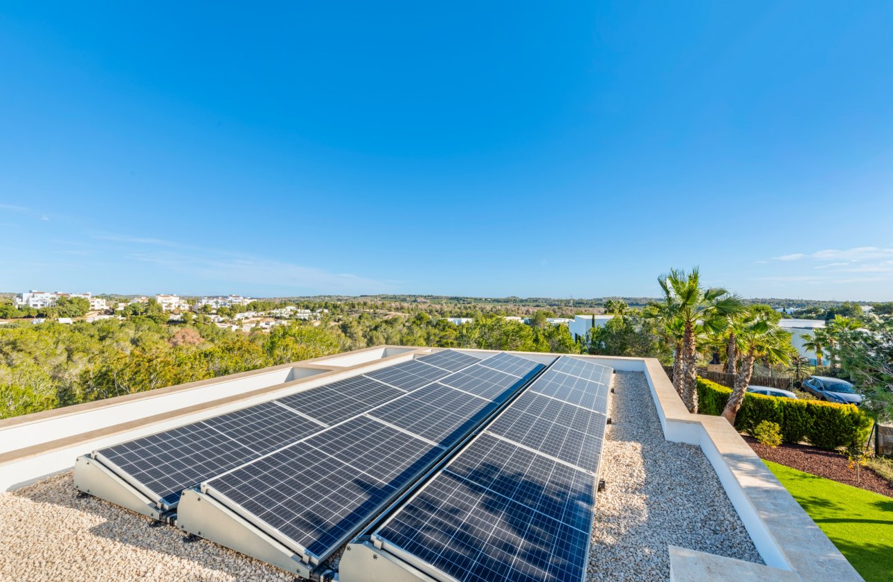 Resale - Villa -
Dehesa de Campoamor - Costa Blanca