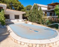 Resale - Villa -
Dehesa de Campoamor - Costa Blanca