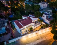 Resale - Villa -
Dehesa de Campoamor - Costa Blanca