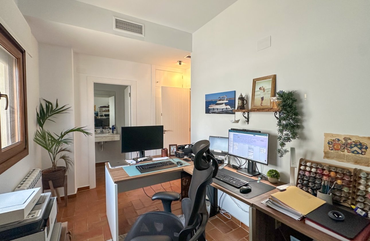 Resale - Villa -
Dehesa de Campoamor - Costa Blanca