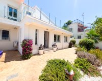 Resale - Villa -
Dehesa de Campoamor - Costa Blanca