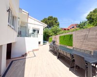 Resale - Villa -
Dehesa de Campoamor - Costa Blanca