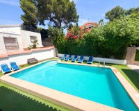 Resale - Villa -
Dehesa de Campoamor - Costa Blanca