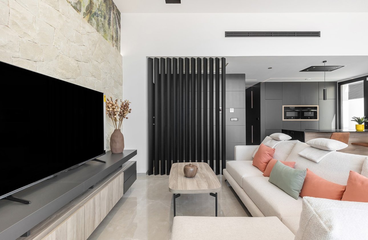 Resale - Villa -
El Chaparral - Inland