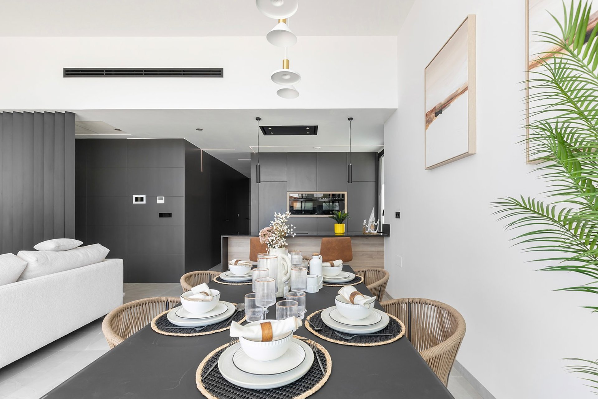 Resale - Villa -
El Chaparral - Inland