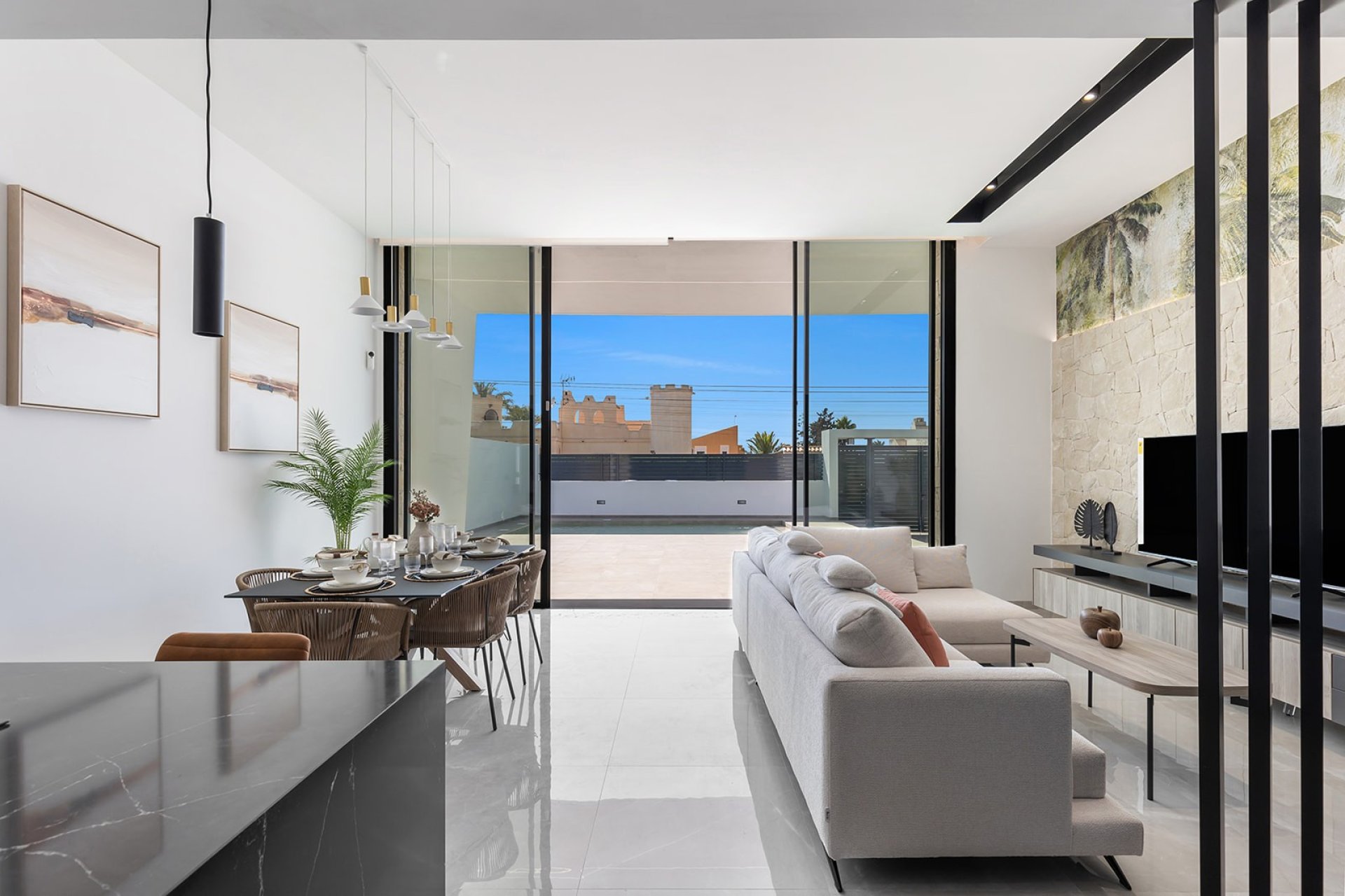 Resale - Villa -
El Chaparral - Inland