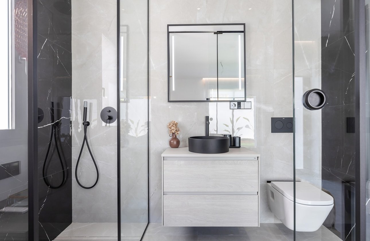 Resale - Villa -
El Chaparral - Inland