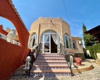 Resale - Villa -
El Chaparral - Inland