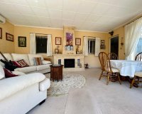 Resale - Villa -
El Chaparral - Inland