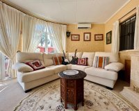 Resale - Villa -
El Chaparral - Inland