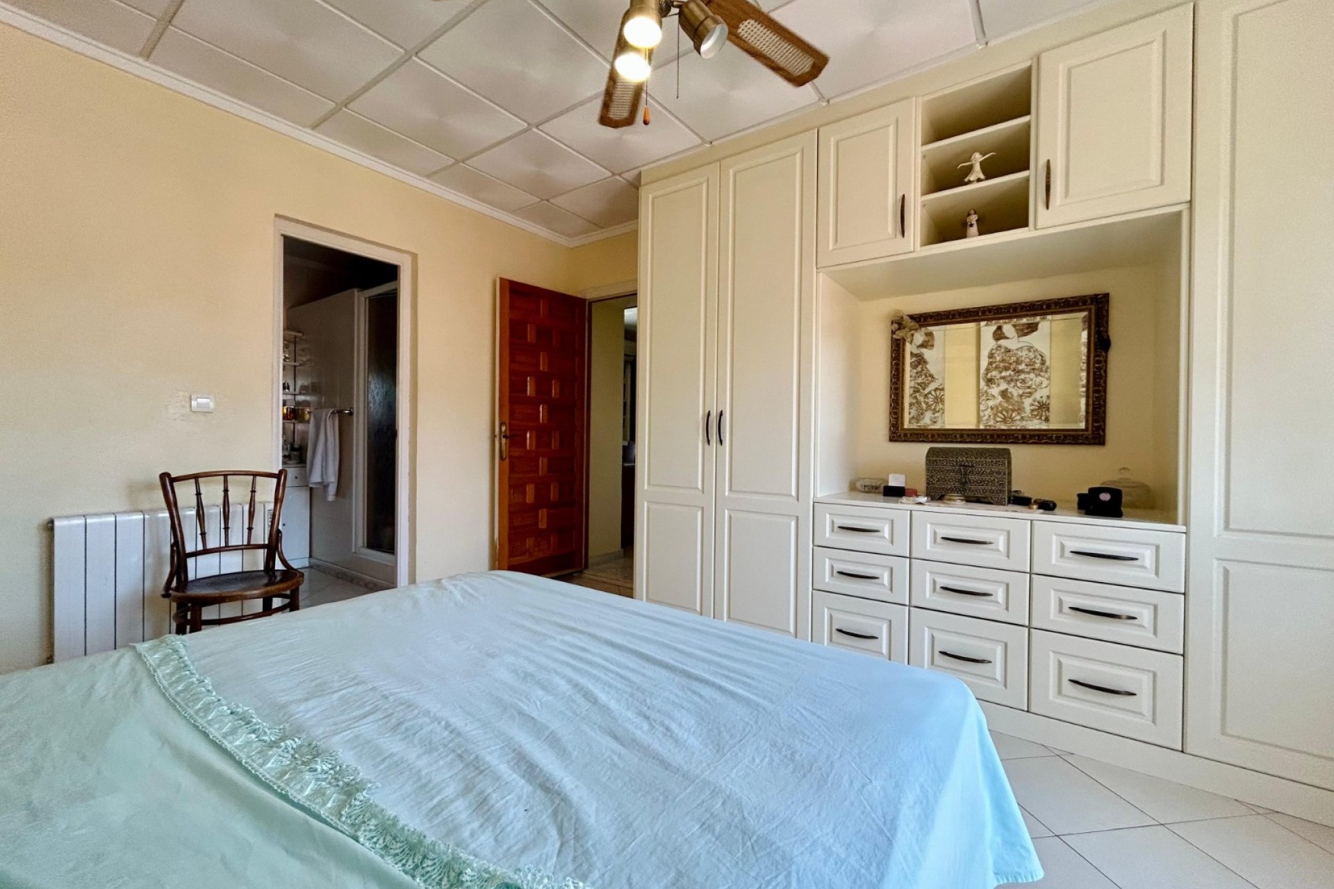 Resale - Villa -
El Chaparral - Inland