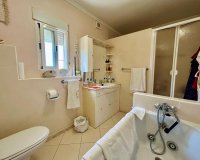 Resale - Villa -
El Chaparral - Inland