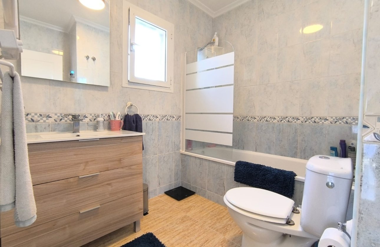 Resale - Villa -
El Raso - Costa Blanca