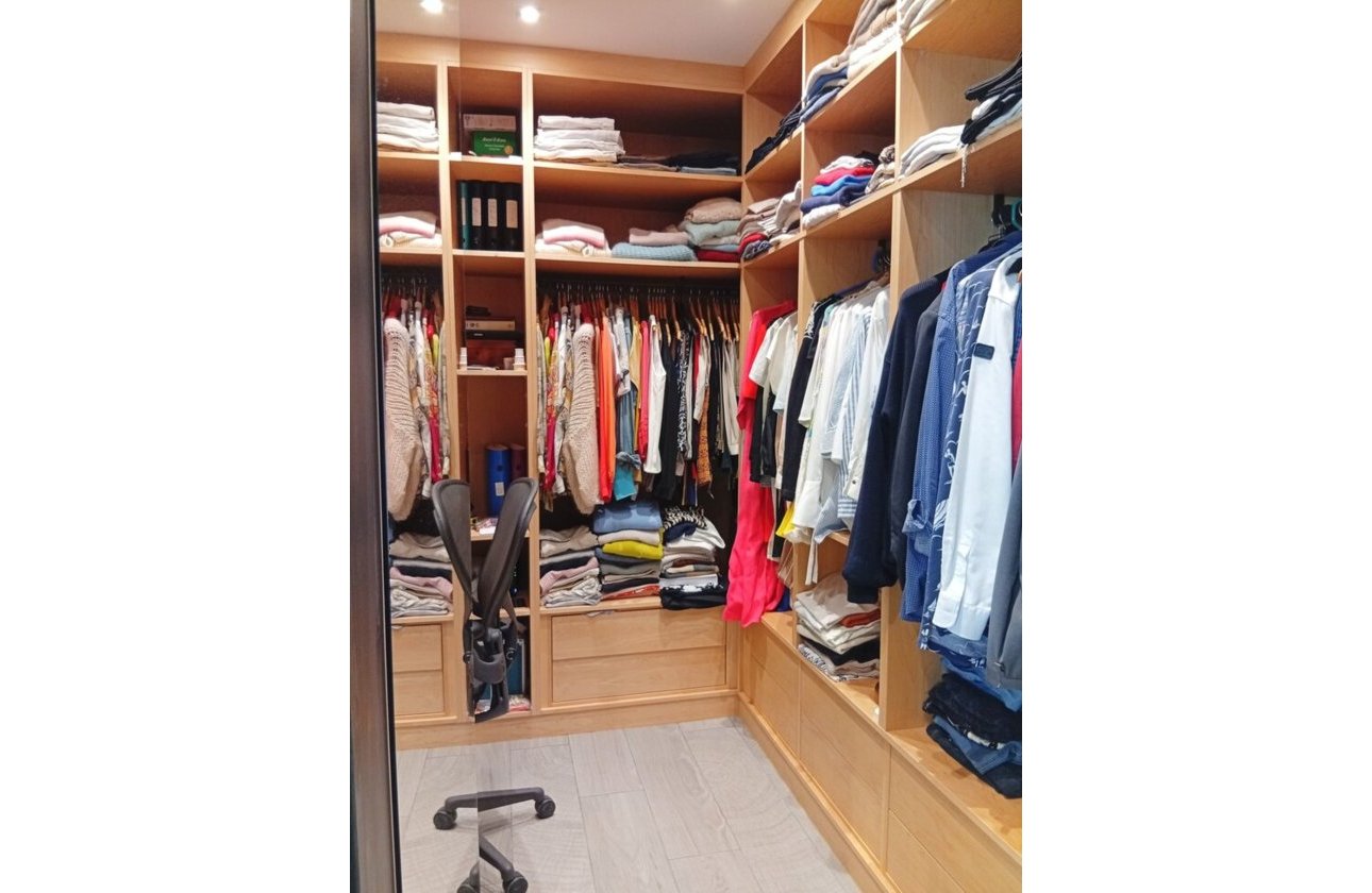 Resale - Villa -
La Finca Golf Resort - Inland