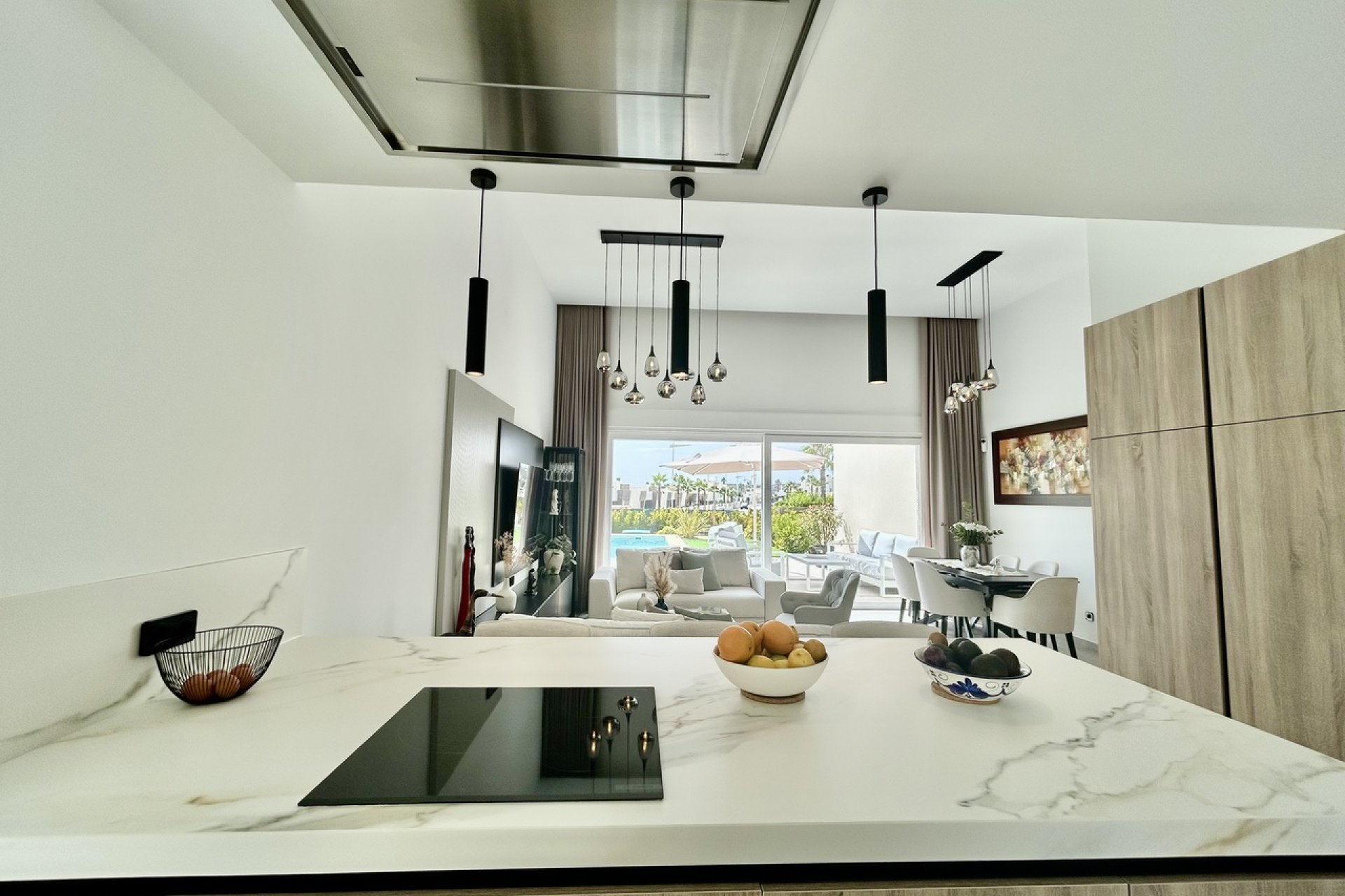 Resale - Villa -
La Finca Golf Resort - Inland