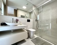 Resale - Villa -
La Finca Golf Resort - Inland