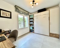 Resale - Villa -
La Finca Golf Resort - Inland
